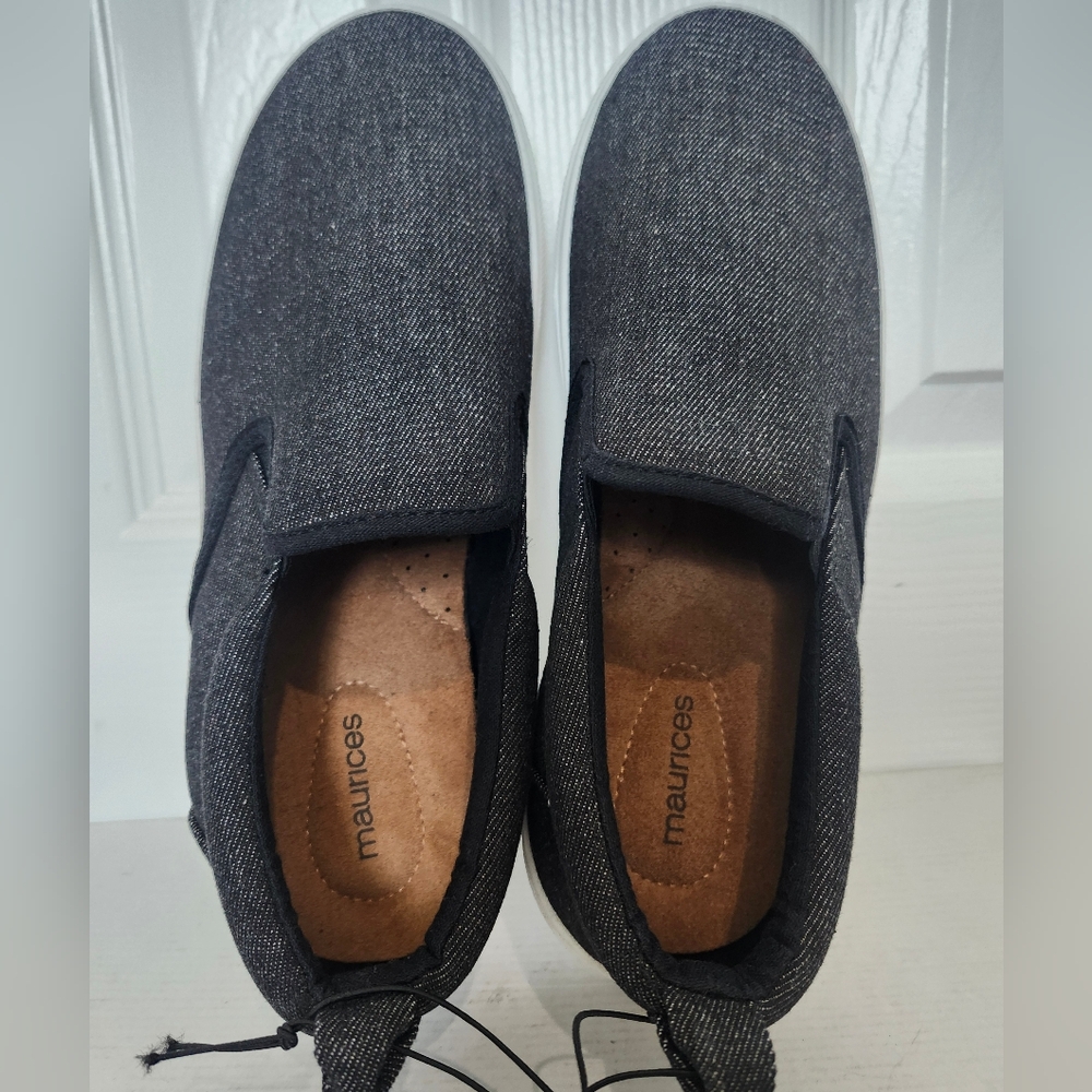 Maurices Black Kate Super Cush Slip On Sneakers Size 11